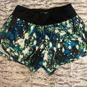 Be inspired running shorts